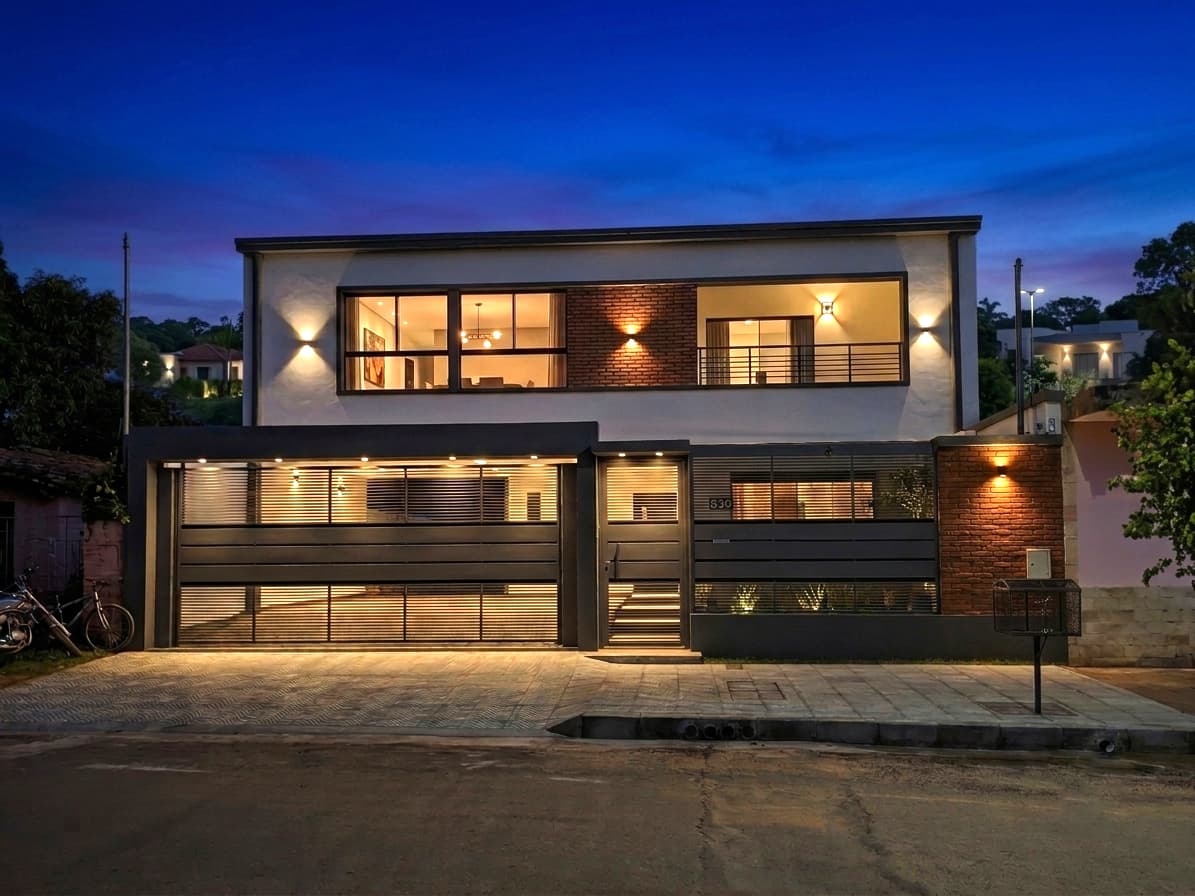 Diseño arquitectónico de vivienda moderna en Asunción Paraguay